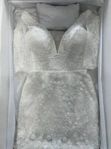 Prices of boxed wedding dress